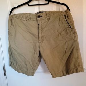 American Eagle khaki shorts